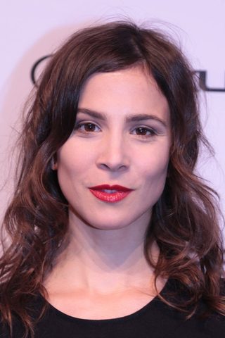 Aylin Tezel, photo 3 of 3