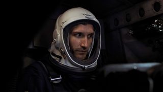 Capsule still 2