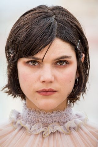 Soko, photo 2 of 3