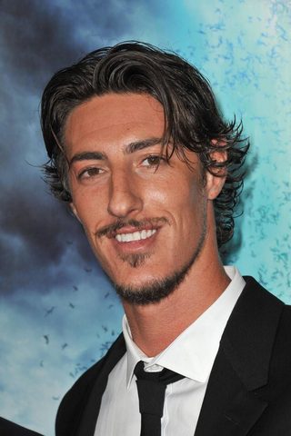 Eric Balfour, photo 3 of 3