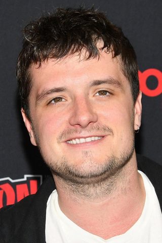 Josh Hutcherson, photo 3 of 3