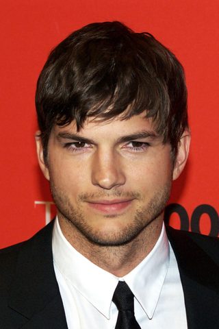 Ashton Kutcher, photo 2 of 3