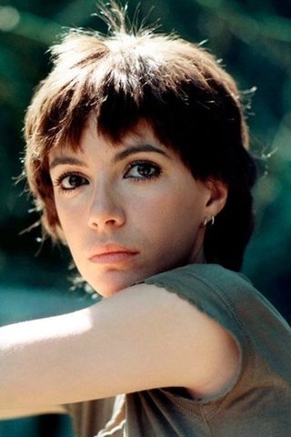 Carole Laure, photo 1 of 3