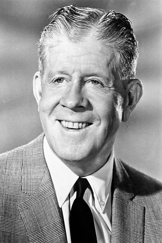 Rudy Vallee, photo 2 of 3