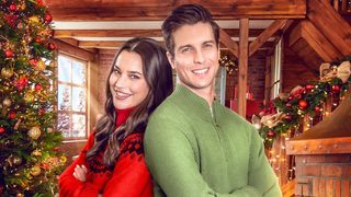The Christmas Retreat still 5