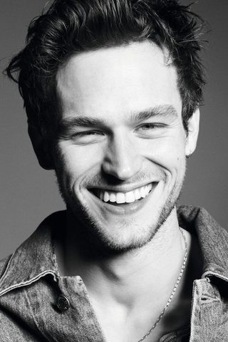 Brandon Flynn, photo 2 of 3