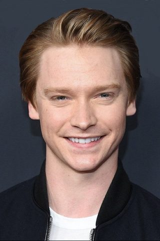 Calum Worthy, photo 1 of 3