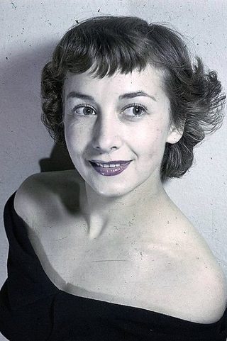 Suzanne Flon, photo 1 of 3