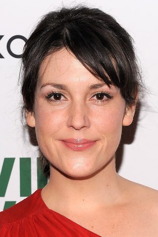 Melanie Lynskey, photo 2 of 3
