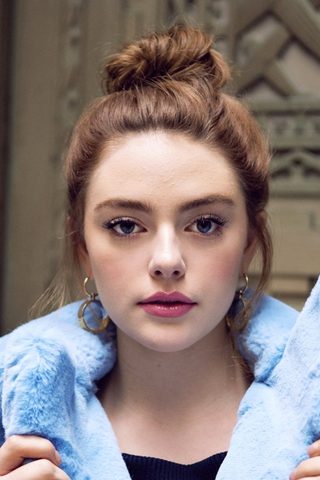 Danielle Rose Russell, photo 3 of 3