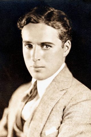 Charles Chaplin, photo 1 of 3