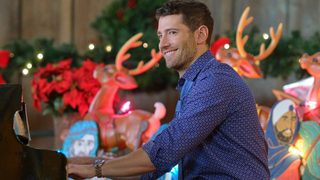 A Royal Queens Christmas still 6