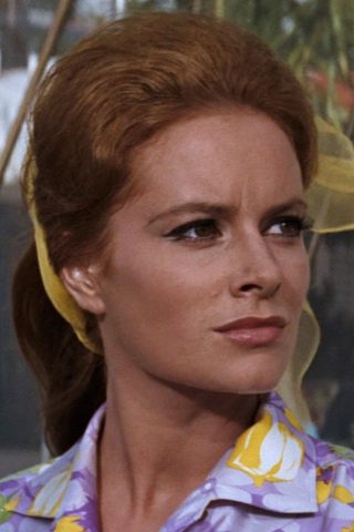 Luciana Paluzzi, photo 1 of 3