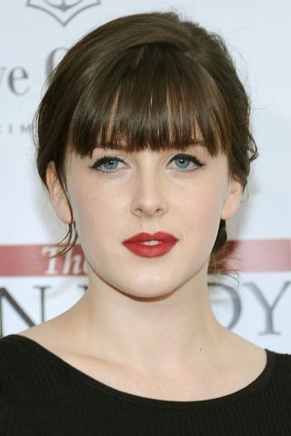 Alexandra Roach, photo 2 of 3