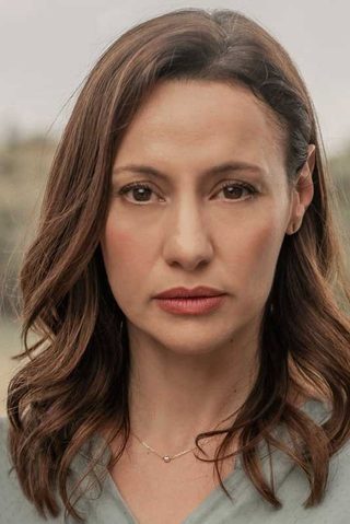 Natalia Verbeke, photo 2 of 3