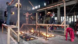 Jackass 3.5 still 5