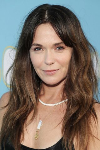 Katie Aselton, photo 2 of 3