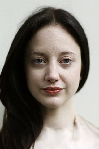 Andrea Riseborough, photo 3 of 3