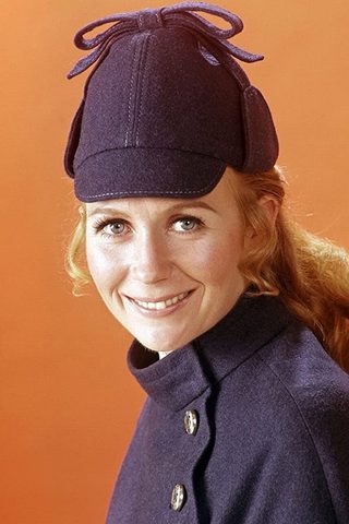Juliet Mills, photo 1 of 3