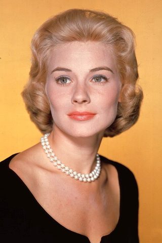 Hope Lange, photo 1 of 3