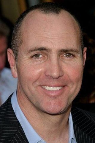Arnold Vosloo, photo 3 of 3