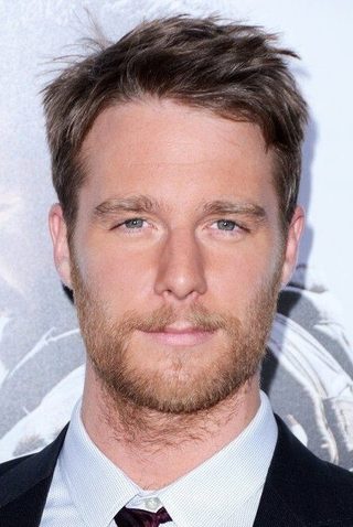Jake McDorman, photo 3 of 3