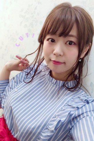 Yuka Iguchi, photo 2 of 3