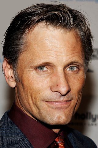 Viggo Mortensen, photo 3 of 3