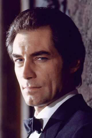Timothy Dalton, photo 3 of 3