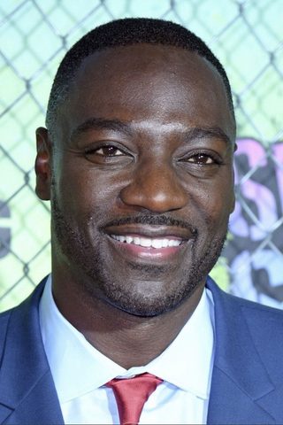 Adewale Akinnuoye-Agbaje, photo 3 of 3