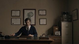 Oddity still 6