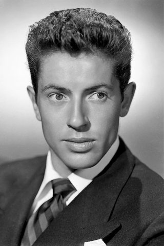 Farley Granger, photo 3 of 3