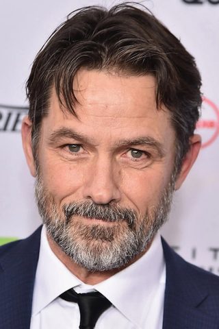 Billy Campbell, photo 1 of 3