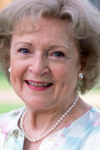 Betty White, photo 1 of 3