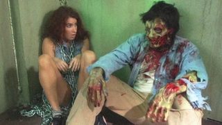 Werewolf in a Women's Prison still 5