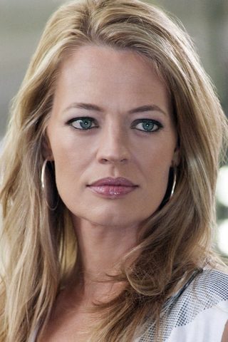 Jeri Ryan, photo 3 of 3