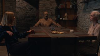 Oddity still 7