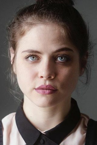 Olivia Luccardi, photo 2 of 3