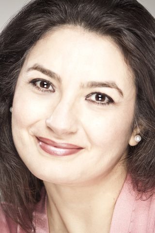 Zenobia Shroff, photo 2 of 3