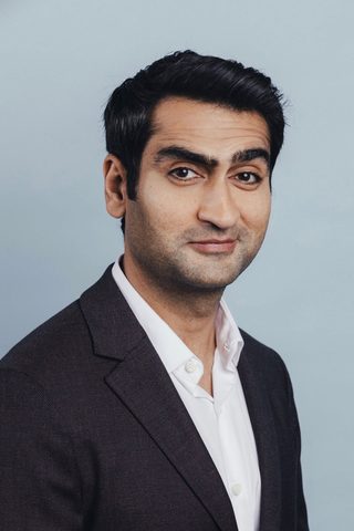 Kumail Nanjiani, photo 2 of 3