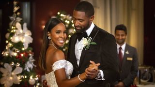 Merry Liddle Christmas Wedding still 2