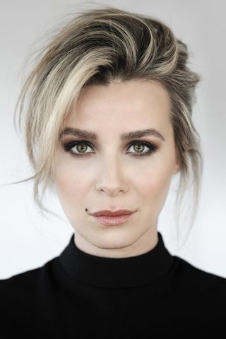 Victoria Koblenko, photo 2 of 3