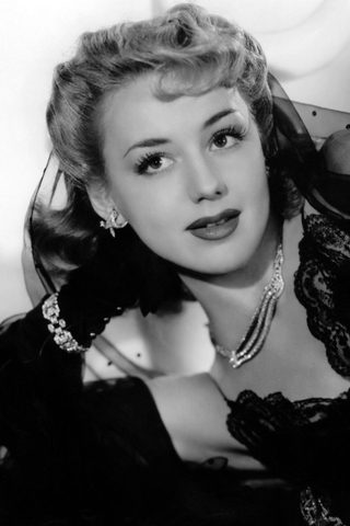 Anne Shirley, photo 1 of 3