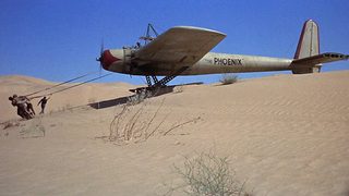 The Flight of the Phoenix still 5