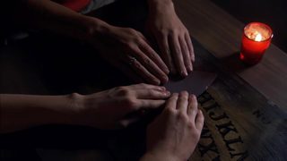 Séance still 2