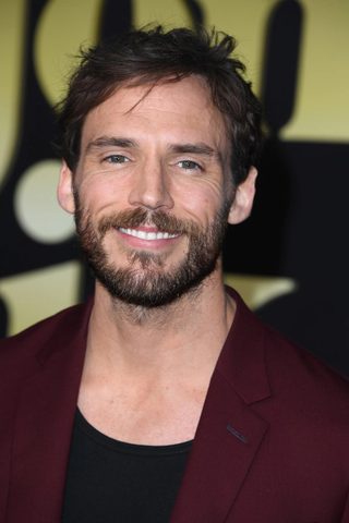 Sam Claflin, photo 3 of 3