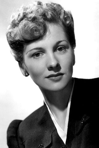 Joan Fontaine, photo 3 of 3