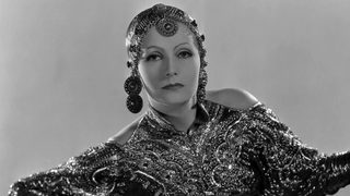 Mata Hari still 4