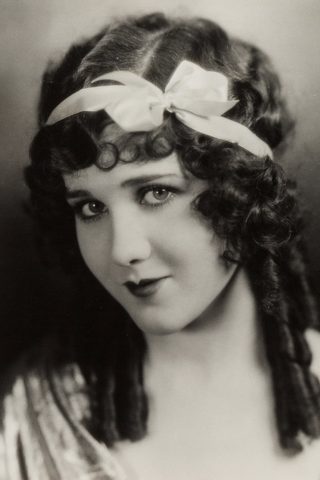 Mary Brian, photo 3 of 3