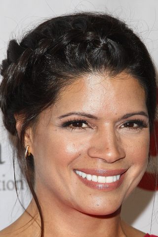 Andrea Navedo, photo 2 of 3